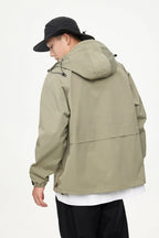 CHAQUETA IMPERMEABLE LIGHT OLIVE