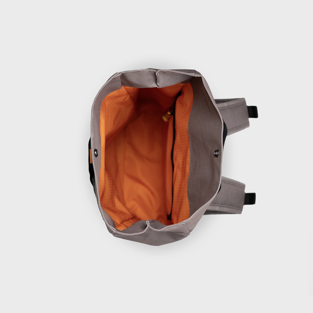 MOCHILLA ENROLLABLE DE POLIÉSTER 100% RECICLADO 30L