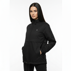 Modelo femenino - Ángulo tres cuartos