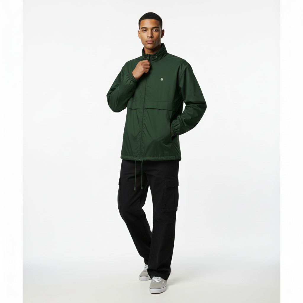 Modelo masculino - Pose editorial dinámica verde