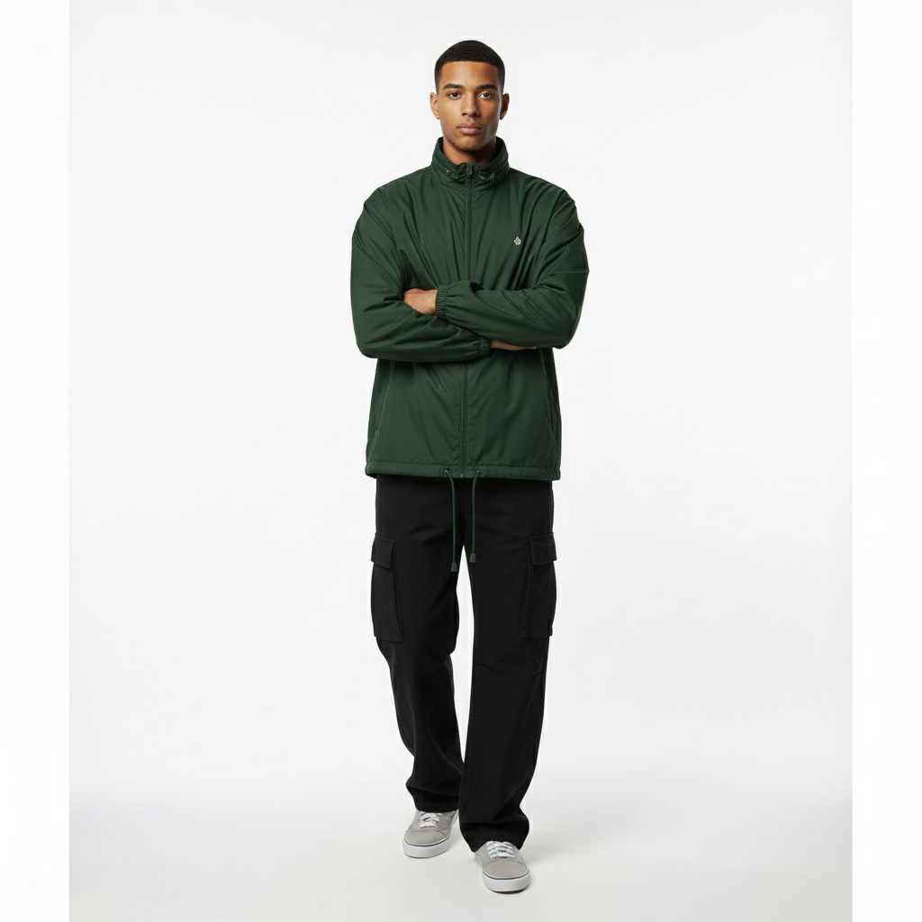 Modelo masculino - Pose relajada verde