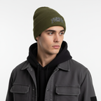 Modelo masculino tres cuartos