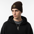 Modelo masculino tres cuartos